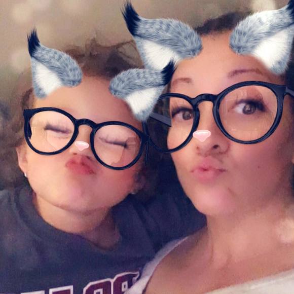 Meet your Posher, Christina - Picture 1 of 1